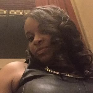 Meet your Posher, Latoya